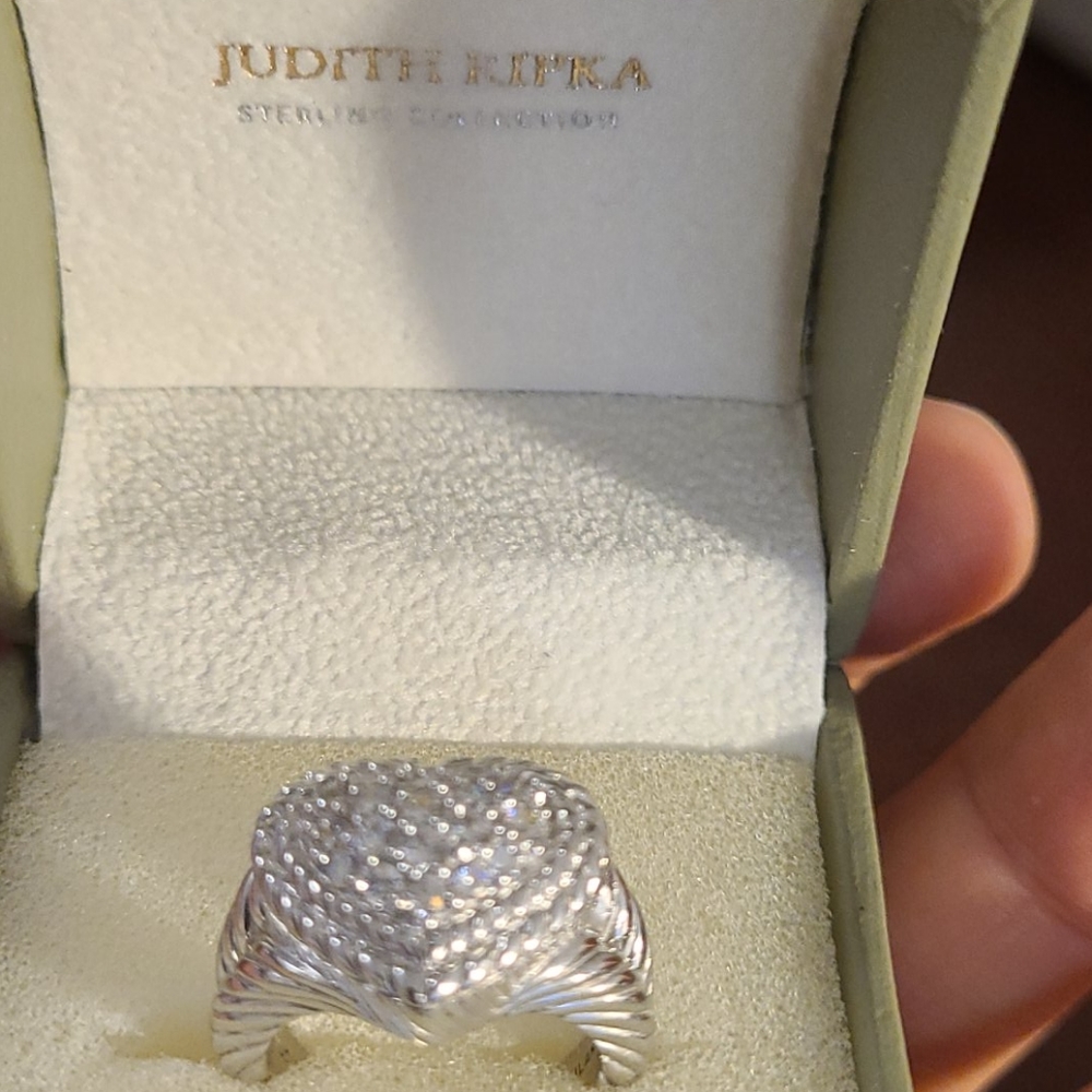 Judith Ripka sterling silver ring heart pave